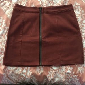 Mini skirt/ never worn